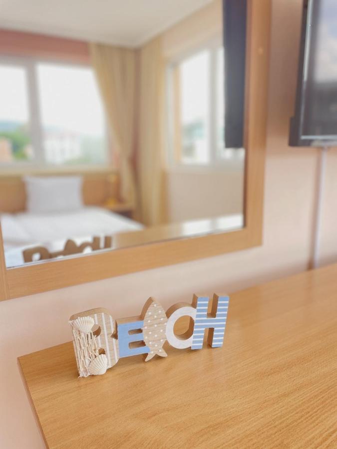 Family Hotel Morska Zvezda バルチク エクステリア 写真